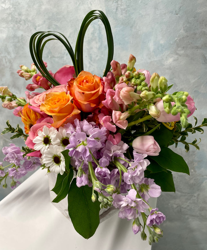 Summer Sweetheart Arrangement